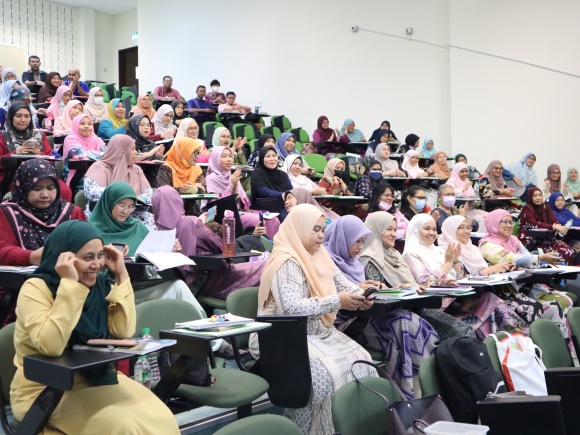 马来西亚汝来大学软件工程(荣誉)学士学位入学时间